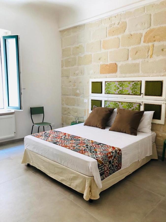 I Mori - Rooms & Apartment Trapani Luaran gambar