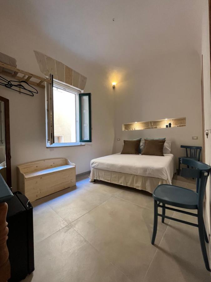 I Mori - Rooms & Apartment Trapani Luaran gambar